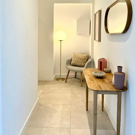 Apartmán Renovated - 3 Bedrooms - Ac - Sea View - Sleeps 6 Saint-Raphaël