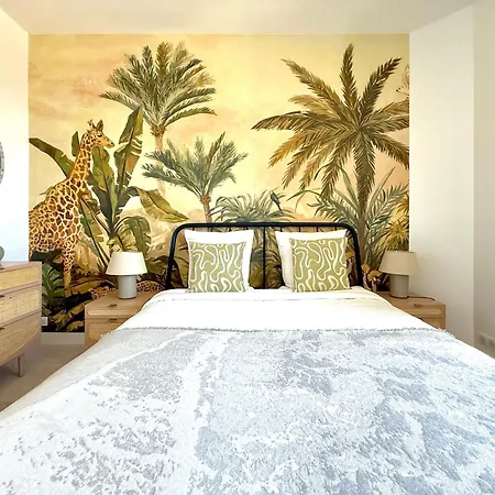 Renovated - 3 Bedrooms - Ac - Sea View - Sleeps 6 Apartmán Saint-Raphaël