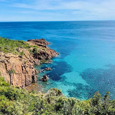 Renovated - 3 Bedrooms - Ac - Sea View - Sleeps 6 * Saint-Raphael (Var)