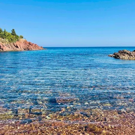 Renovated - 3 Bedrooms - Ac - Sea View - Sleeps 6 * Saint-Raphael (Var)