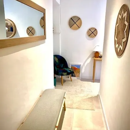Apartment Renovated - 3 Bedrooms - Ac - Sea View - Sleeps 6 Saint-Raphael (Var)