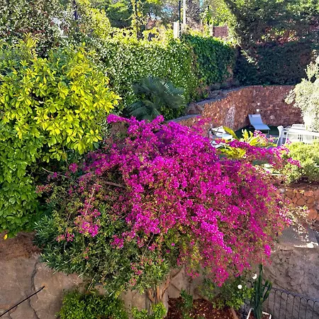 Renovated - 3 Bedrooms - Ac - Sea View - Sleeps 6 Апартаменты