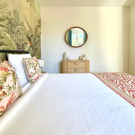 Апартаменты Renovated - 3 Bedrooms - Ac - Sea View - Sleeps 6 Сен-Рафаэль