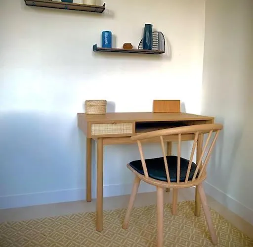 Apartment Superbe 6 Couchages - Proche - Climatisation Saint-Raphael (Var)